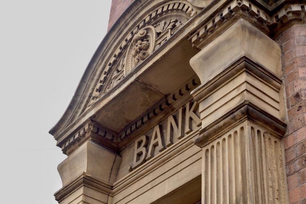 Responsabilidade Civil dos Bancos em Fraudes do Pix: Direitos e Deveres do Consumidor